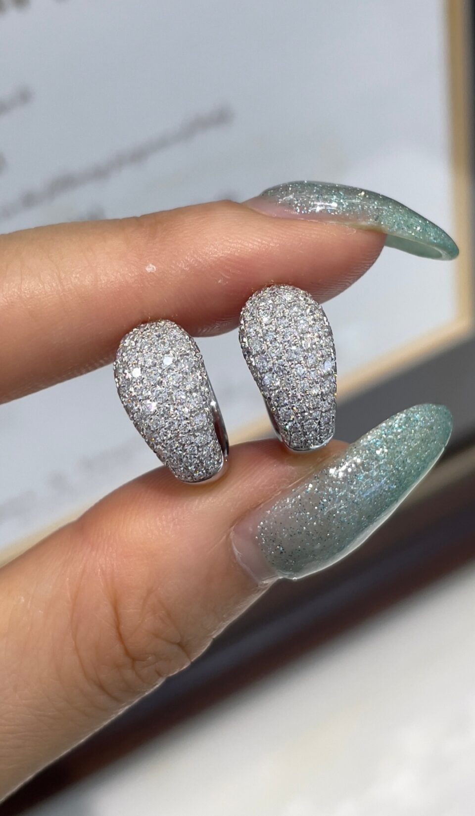 18K White Gold Pave Diamond Huggie Hoop Earrings