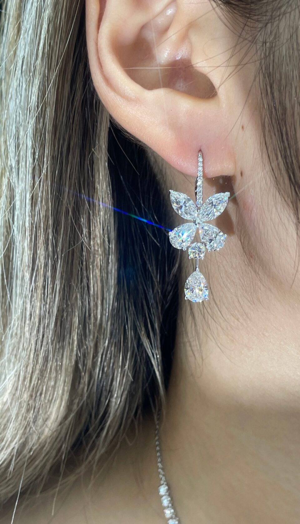 18K Gold Butterfly Diamond Huggie Hoop Earrings